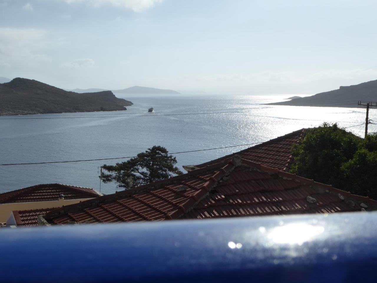 Villa Yorgos Chalki Town Exteriér fotografie