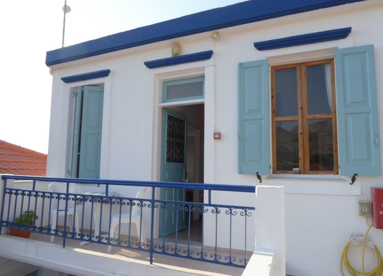 Villa Yorgos Chalki Town Exteriér fotografie